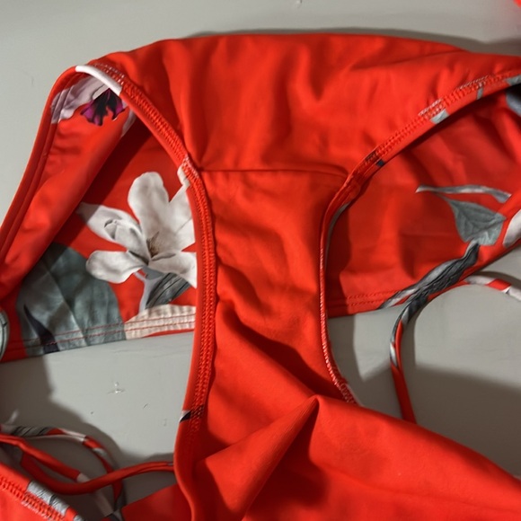 New!XL 2-Pieces Athleta Polynesian Flower Halter bikini/ bottoms XL DD-DDD - Picture 14 of 14